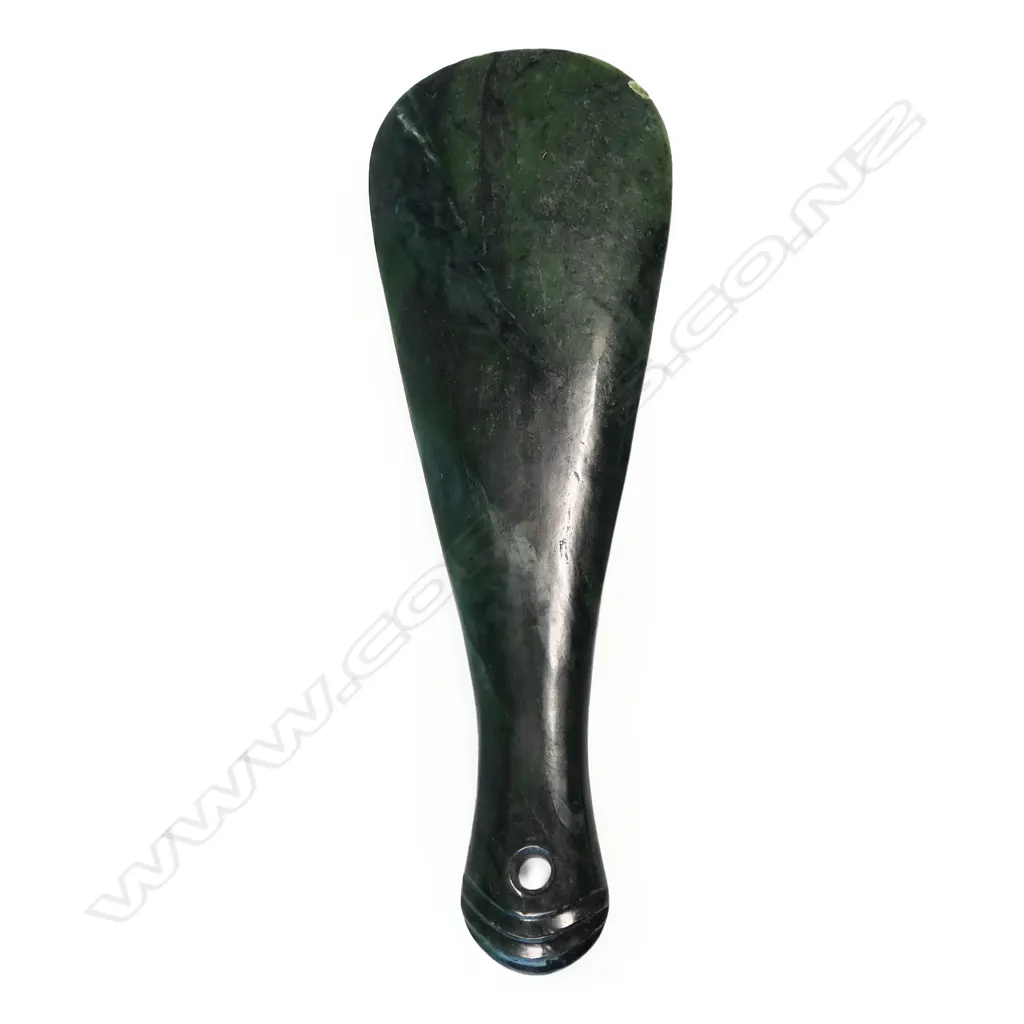 A mid/late 20thC Māori carved mere pounamu Image 1++